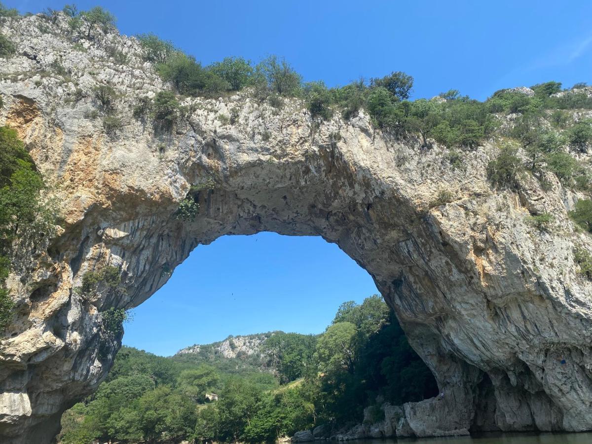 Le Belvedere Vallon-Pont-dʼArc Exterior foto